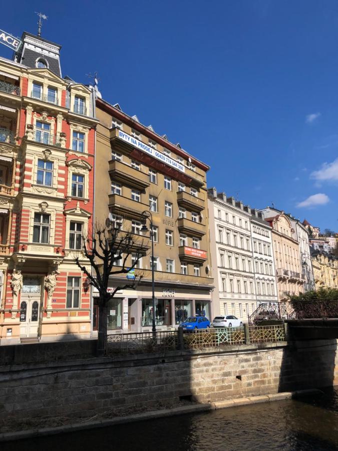 Riverside Apartment Карлові Вари Екстер'єр фото