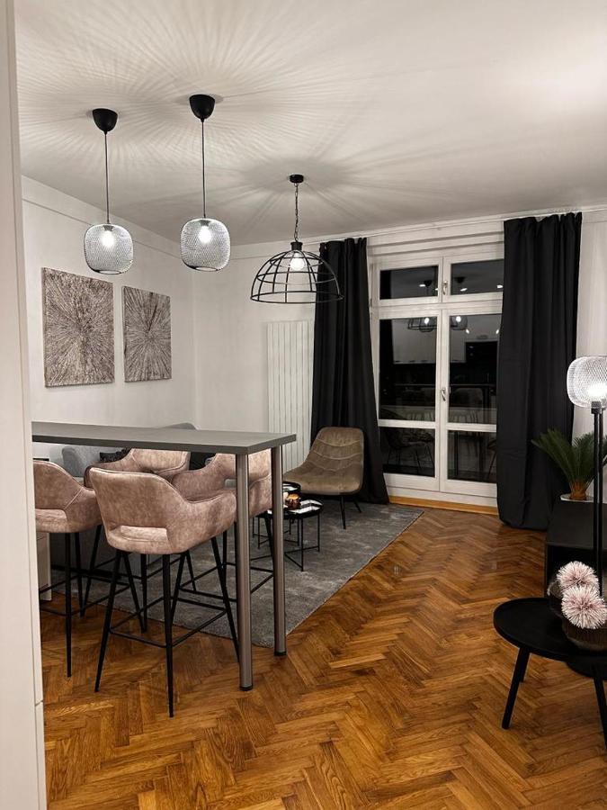 Riverside Apartment Карлові Вари Екстер'єр фото